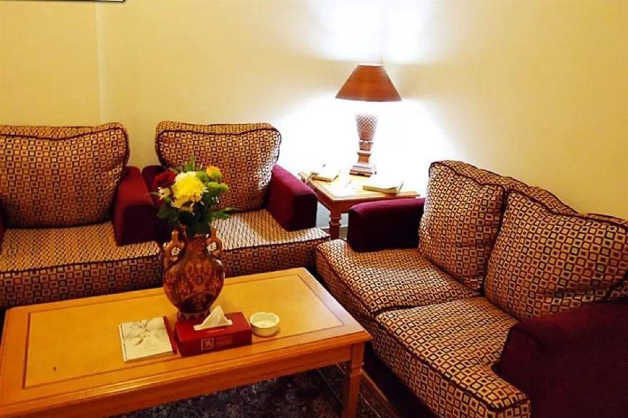 Safeer Plaza Hotel Muscat Exterior photo
